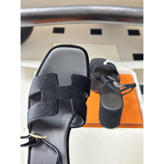 Hermès Fashion Shoes Best Quality
Women 35-41
Men 39-44