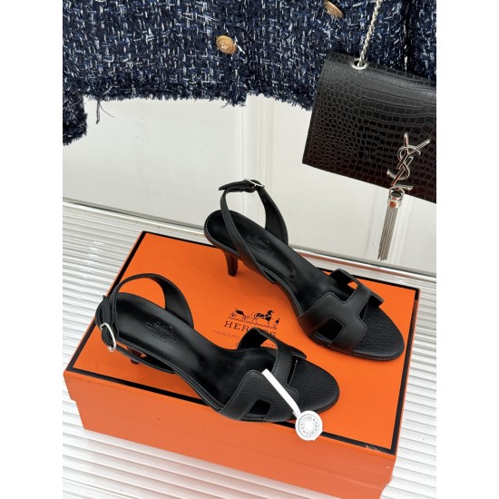 Hermès Fashion Shoes Best Quality
Women 35-41
Men 39-44