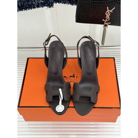 Hermès Fashion Shoes Best Quality
Women 35-41
Men 39-44