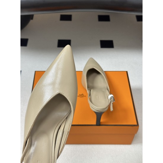 Hermès Fashion Shoes Best Quality
Women 35-41
Men 39-44