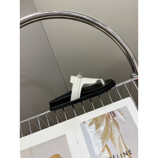 Hermès Fashion Shoes Best Quality
Women 35-41
Men 39-44