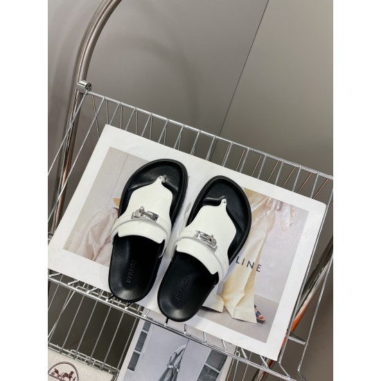 Hermès Fashion Shoes Best Quality
Women 35-41
Men 39-44