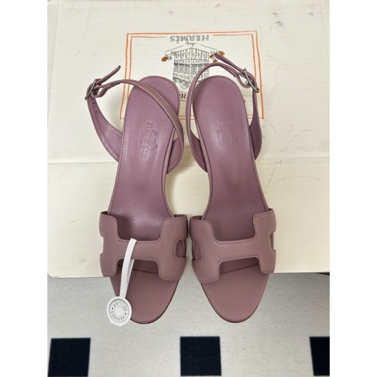 Hermès Fashion Shoes Best Quality
Women 35-41
Men 39-44