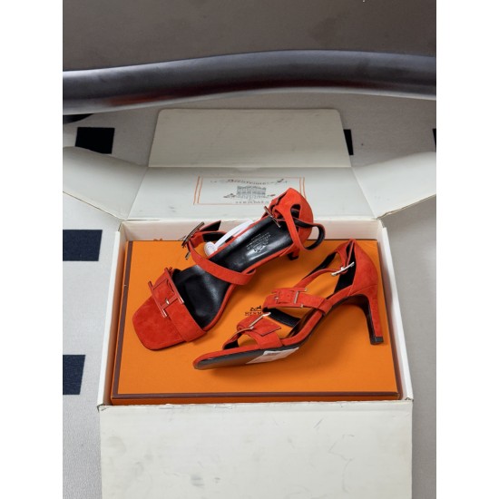 Hermès Fashion Shoes Best Quality
Women 35-41
Men 39-44