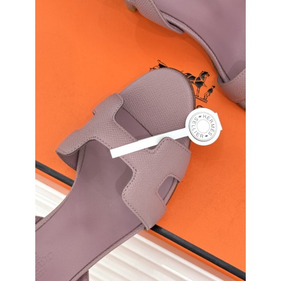 Hermès Fashion Shoes Best Quality
Women 35-41
Men 39-44