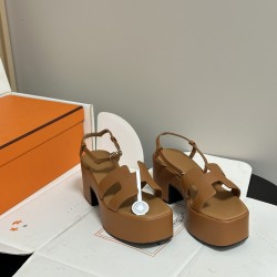 Hermès Fashion Shoes Best Quality
Women 35-41
Men 39-44