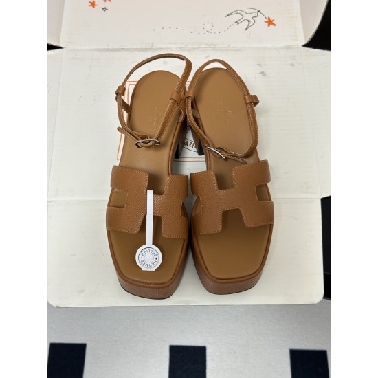 Hermès Fashion Shoes Best Quality
Women 35-41
Men 39-44