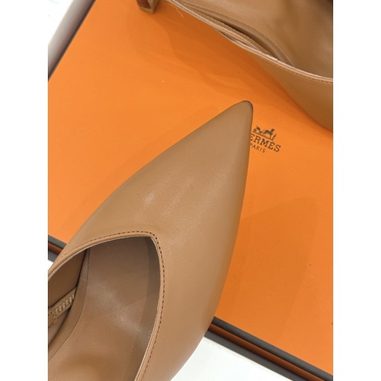 Hermès Fashion Shoes Best Quality
Women 35-41
Men 39-44