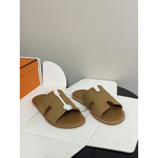 Hermès Fashion Shoes Best Quality
Women 35-41
Men 39-44