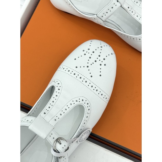 Hermès Fashion Shoes Best Quality
Women 35-41
Men 39-44