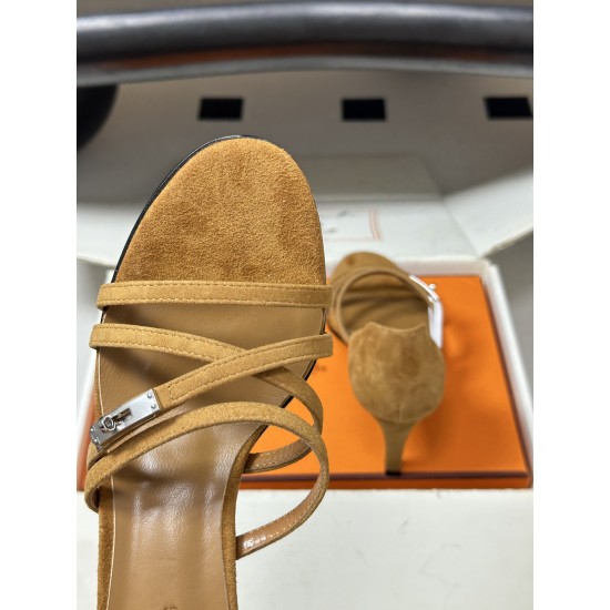 Hermès Fashion Shoes Best Quality
Women 35-41
Men 39-44