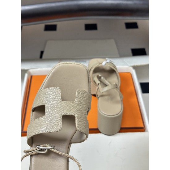 Hermès Fashion Shoes Best Quality
Women 35-41
Men 39-44