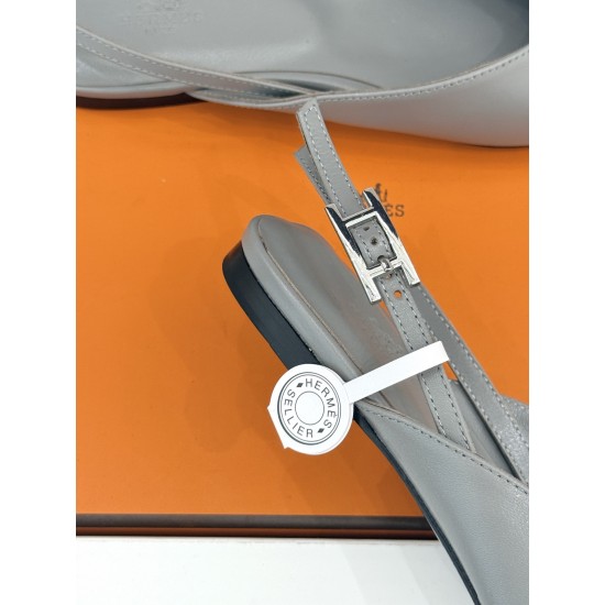 Hermès Fashion Shoes Best Quality
Women 35-41
Men 39-44