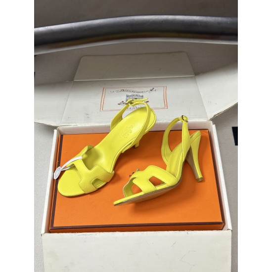Hermès Fashion Shoes Best Quality
Women 35-41
Men 39-44