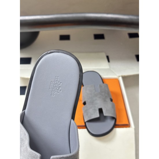 Hermès Fashion Shoes Best Quality
Women 35-41
Men 39-44