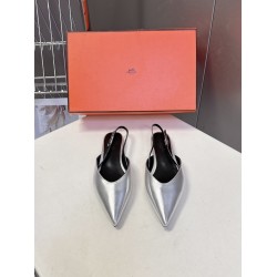 Hermès Fashion Shoes Best Quality
Women 35-41
Men 39-44