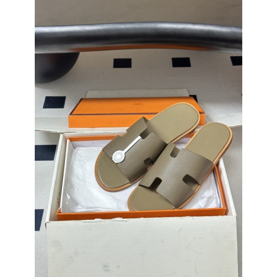Hermès Fashion Shoes Best Quality
Women 35-41
Men 39-44