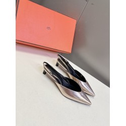 Hermès Fashion Shoes Best Quality
Women 35-41
Men 39-44