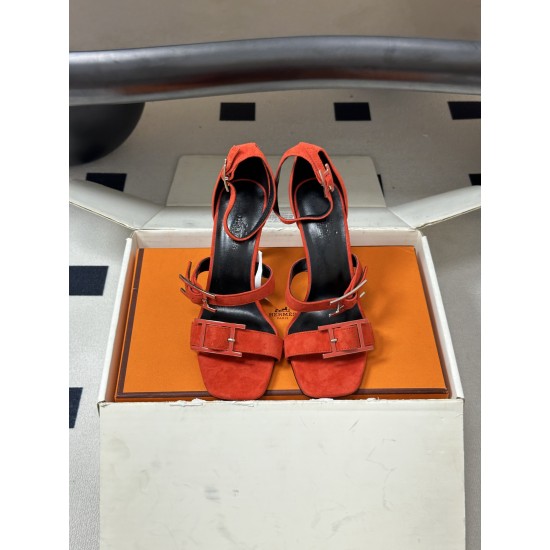 Hermès Fashion Shoes Best Quality
Women 35-41
Men 39-44