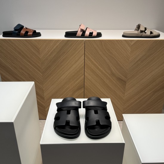 Hermès Fashion Shoes Best Quality
Women 35-41
Men 39-44