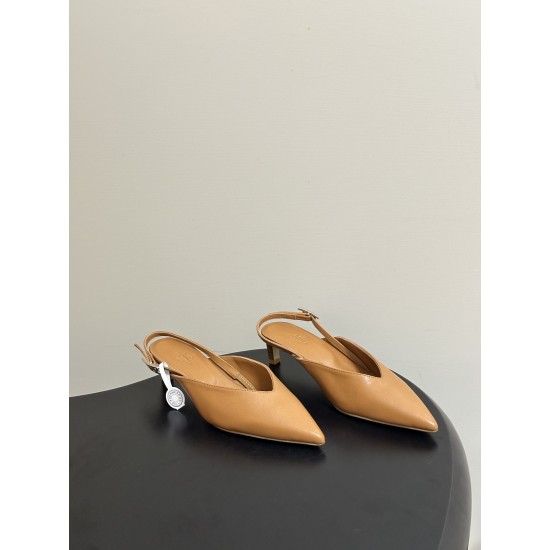 Hermès Fashion Shoes Best Quality
Women 35-41
Men 39-44