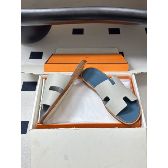Hermès Fashion Shoes Best Quality
Women 35-41
Men 39-44