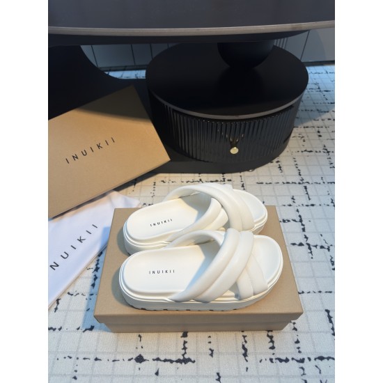 Inuikii Slippers Collection
Women 35-40
