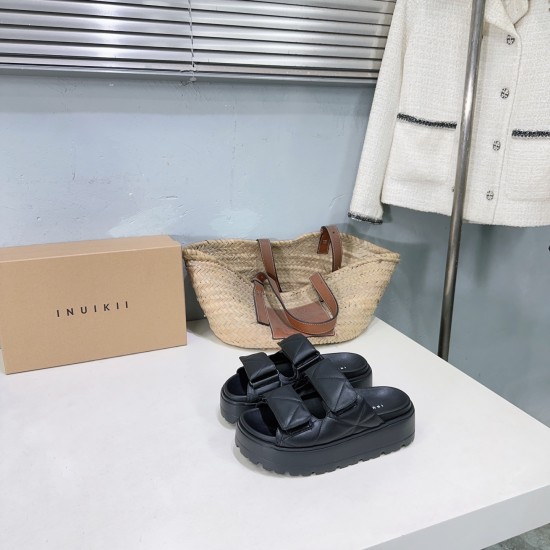 Inuikii Slippers Collection
Women 35-40
