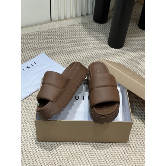 Inuikii Slippers Collection
Women 35-40
