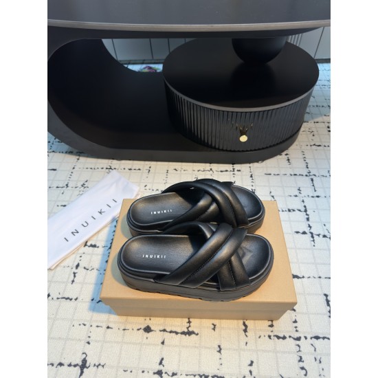 Inuikii Slippers Collection
Women 35-40
