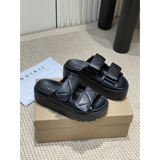 Inuikii Slippers Collection
Women 35-40
