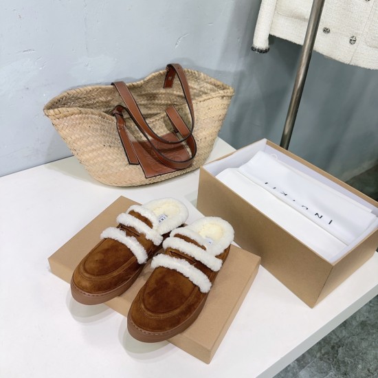 Inuikii Slippers Collection
Women 35-40

