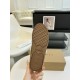 Inuikii Slippers Collection
Women 35-40
