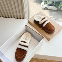 Inuikii Slippers Collection
Women 35-40
