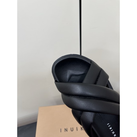 Inuikii Slippers Collection
Women 35-40
