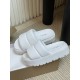 Inuikii Slippers Collection
Women 35-40
