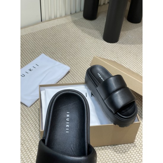 Inuikii Slippers Collection
Women 35-40
