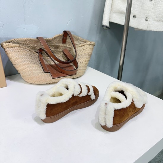 Inuikii Slippers Collection
Women 35-40
