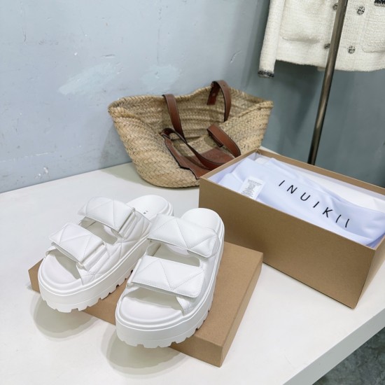 Inuikii Slippers Collection
Women 35-40
