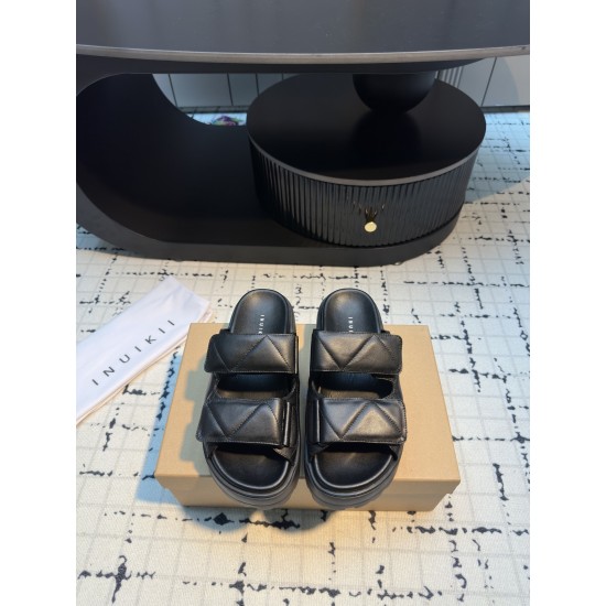 Inuikii Slippers Collection
Women 35-40
