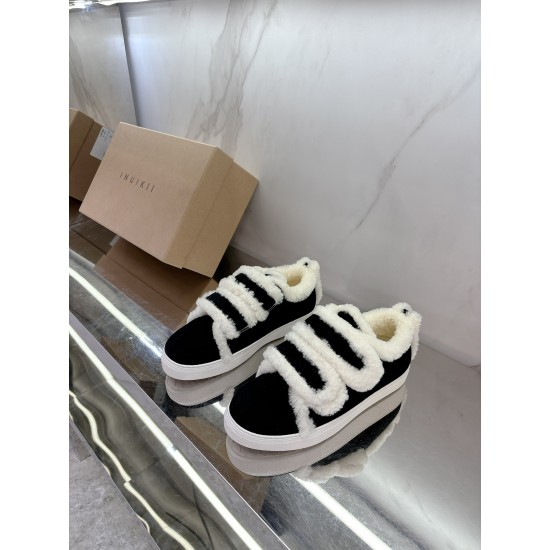 Inuikii Slippers Collection
Women 35-40
