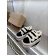 Inuikii Slippers Collection
Women 35-40
