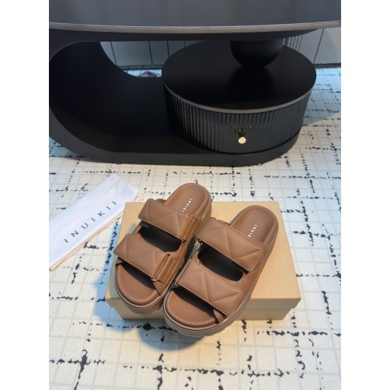 Inuikii Slippers Collection
Women 35-40
