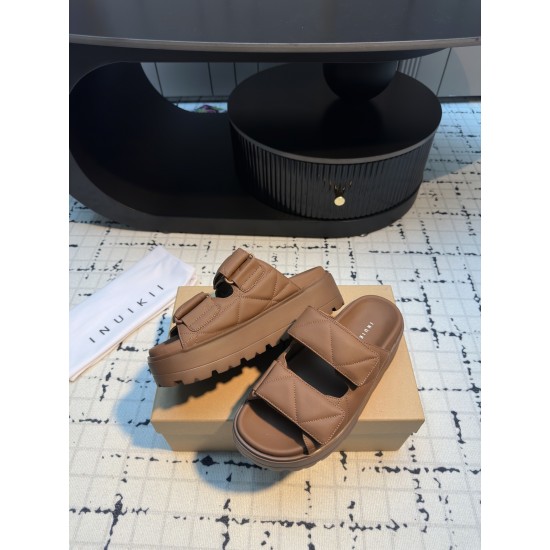 Inuikii Slippers Collection
Women 35-40
