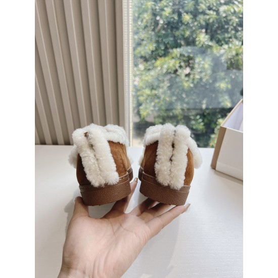 Inuikii Slippers Collection
Women 35-40
