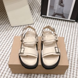 Inuikii Slippers Collection
Women 35-40
