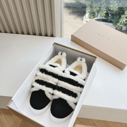 Inuikii Slippers Collection
Women 35-40
