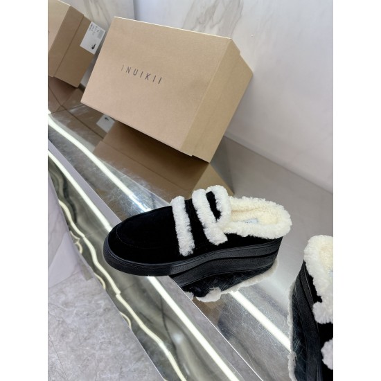 Inuikii Slippers Collection
Women 35-40
