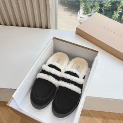 Inuikii Slippers Collection
Women 35-40
