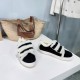 Inuikii Slippers Collection
Women 35-40

